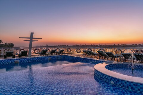 Nilkreuzfahrt & Baden 5***** Nile Crown III (neu renoviert) & 5***** Creek Hotel & Residences El Gouna