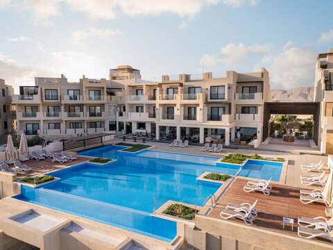 Nilkreuzfahrt & Baden 5***** Nile Crown III (neu renoviert) & 5***** Creek Hotel & Residences El Gouna
