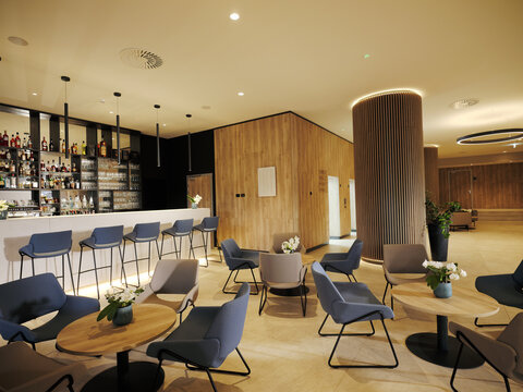 Tanzreise mit Alice Guschelbauer & Balázs Ekker nach Portoroz  von 29.04.26 bis 03.05.26