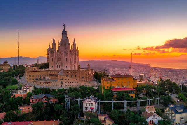 ¡ HOLA BARCELONA !  