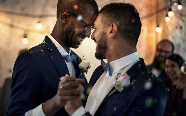 Gaytravel on Honeymoon