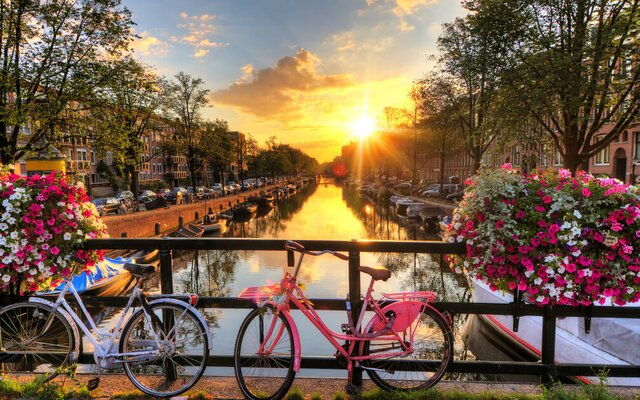 Fortbewegung in der Stadt – Amsterdam mit dem Fahrrad