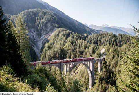 Grand Train Tour: Gotthard Panorama & Bernina Express | Schweiz Zugrundreise