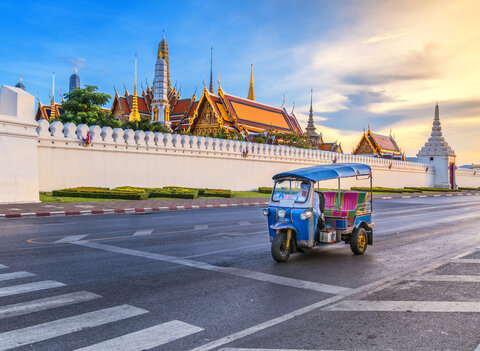 Phuket mit Stopover in Bangkok