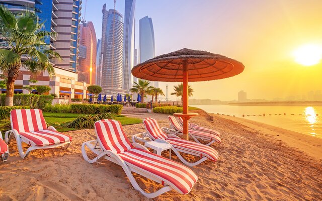 Vereinigte Arabische Emirate: Dubai & Abu Dhabi